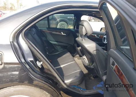 2014 Mercedes-Benz C-Class C 250 Sport из США, поврежденный, VIN WDDGF4HBXER309915